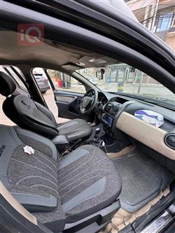 رینۆ داستەر